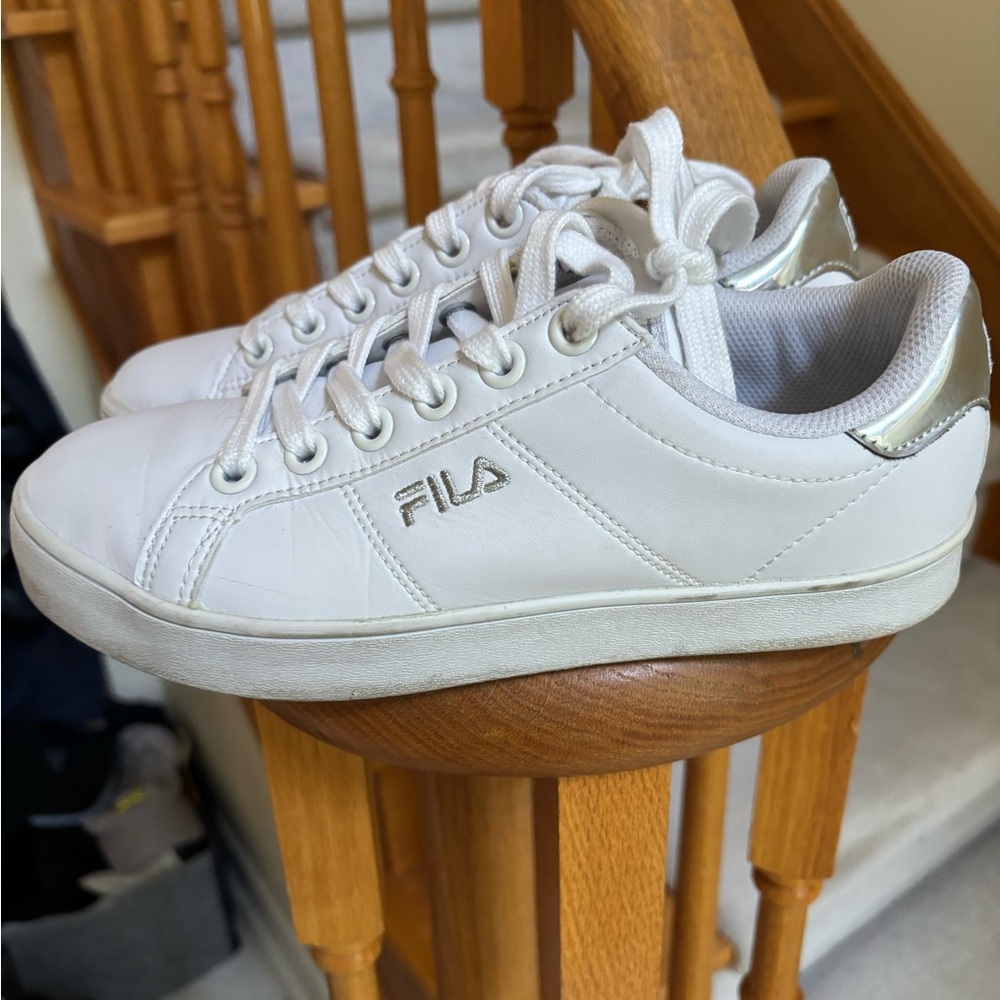 Fila Women's White and Silver Sneakers